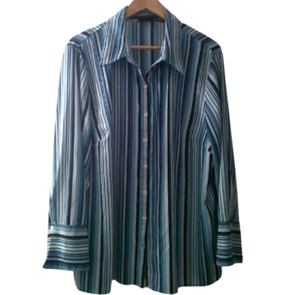Maggie Barnes Size 2X Button down Blouse Plus Size Blouse (imperfect) - Picture 2 of 8